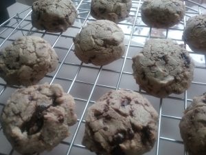 Cooling cookies